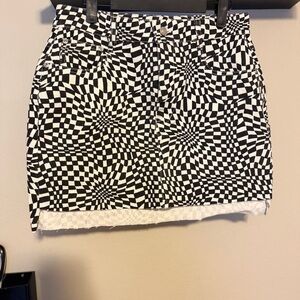 Vici Black and White Optical Illusion Mini Skirt